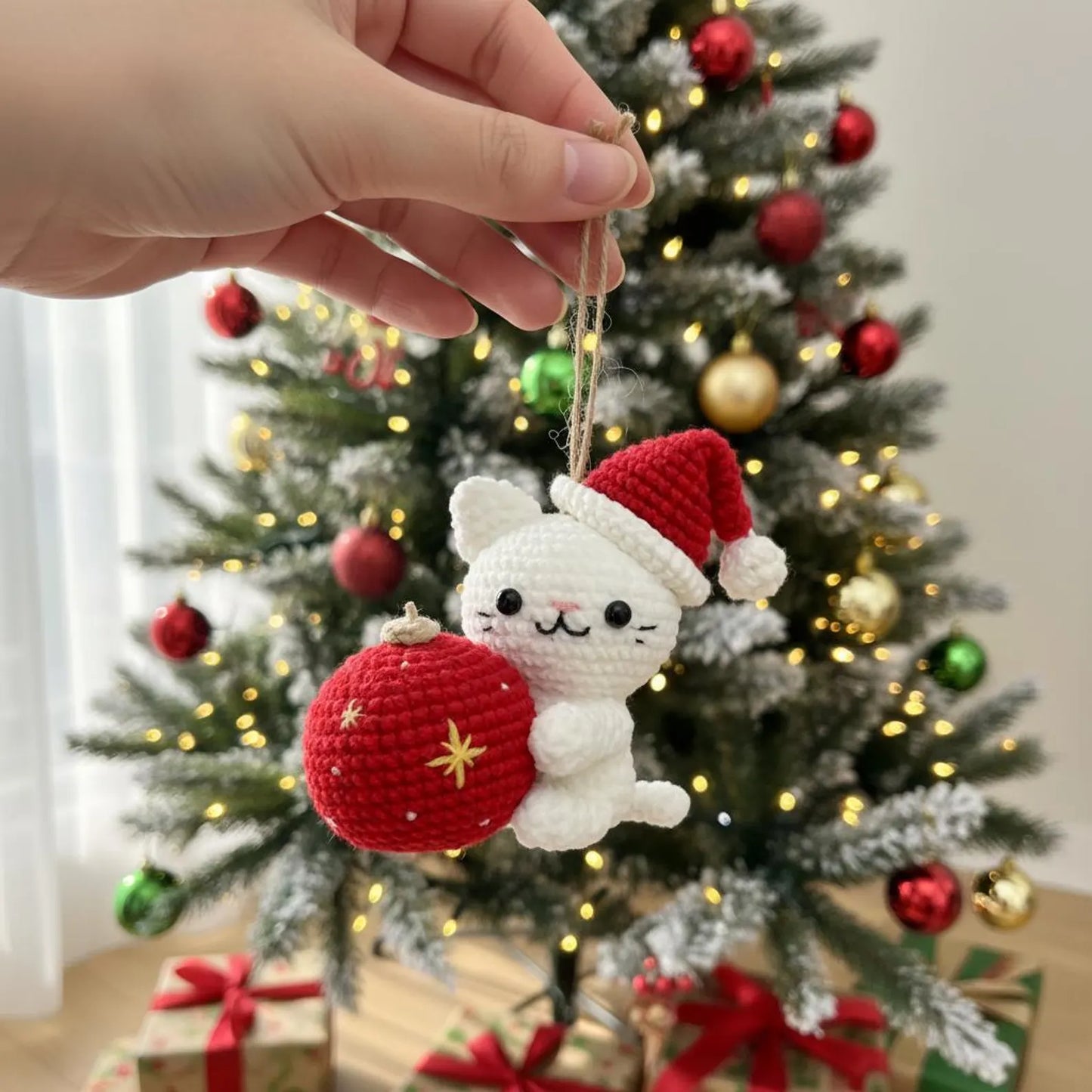 Christmas Cat and Ball Crochet PDF Pattern - Stitchora