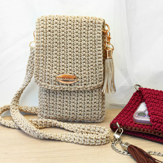Hekleoppskrift på crossbody-mobilveske – sommerveske med én skulderrem